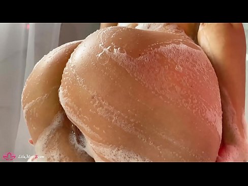 ❤️ UBrunette uphulula amaphambili ePussy ngeVibrator ukuya kwi-Intense Orgasm kwiShower ❤️ kumanyala xh.pornobot.ru ❌️